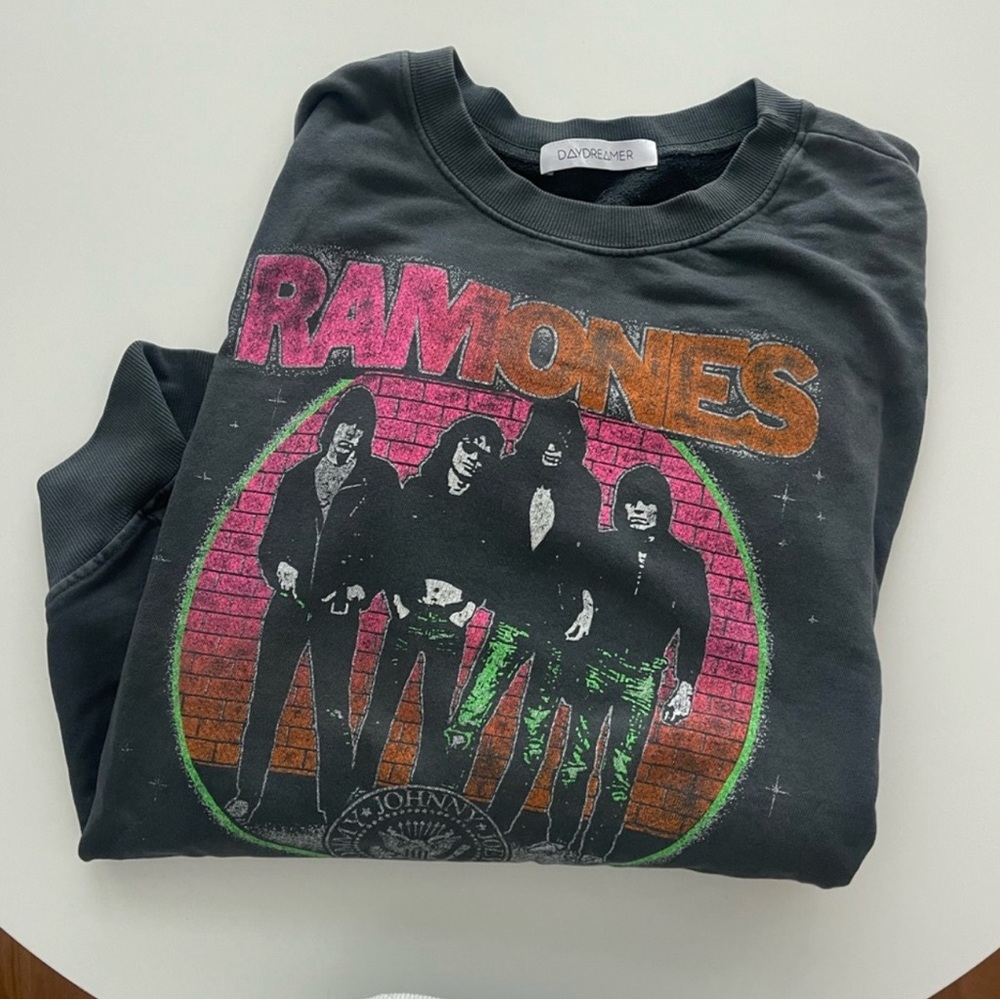 DAYDREAMER - RAMONES CREWNECK - Picture 2 of 2